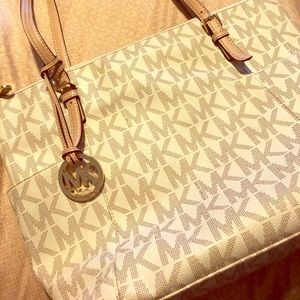 Michael Kors tote